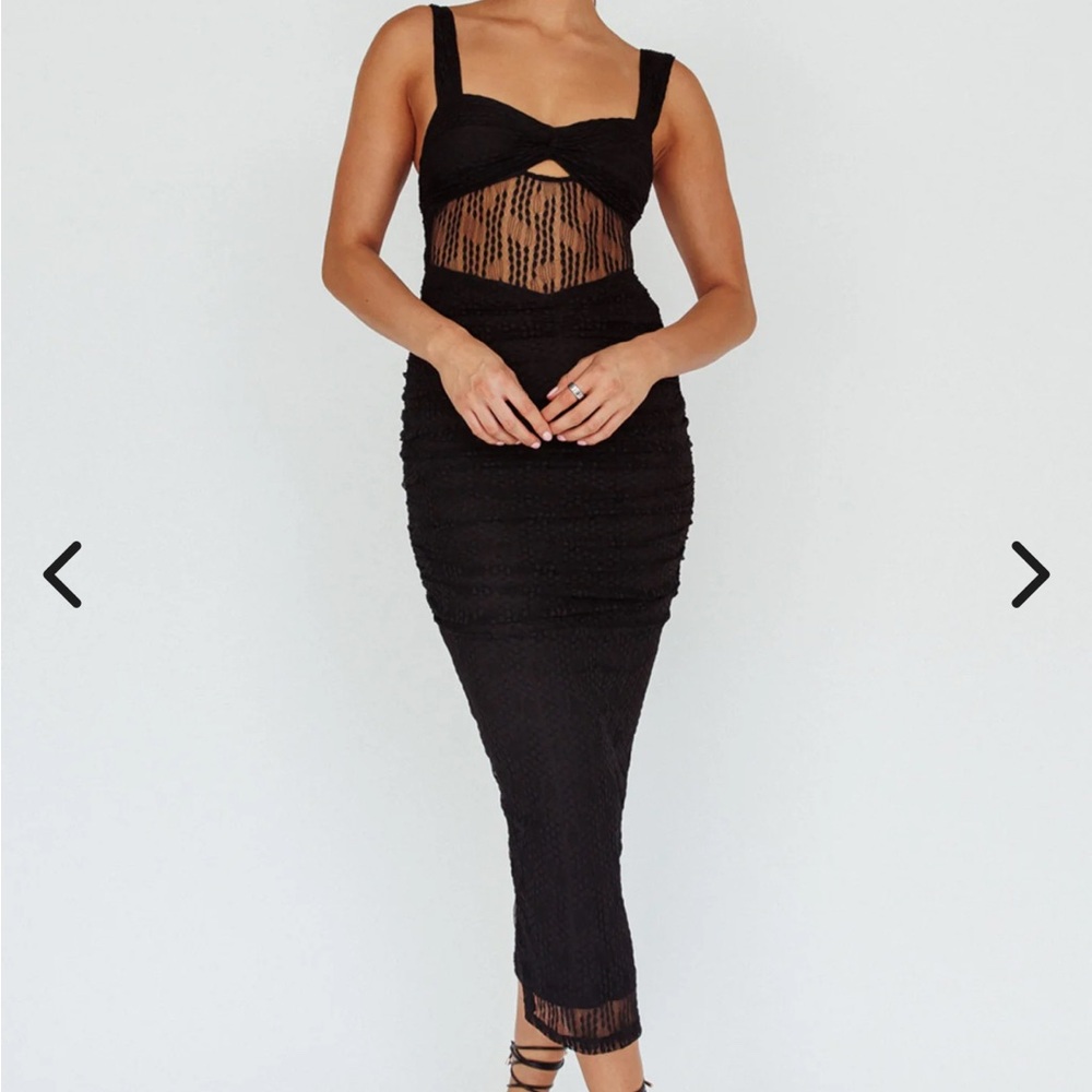 Selfie Leslie Black Midi Dress